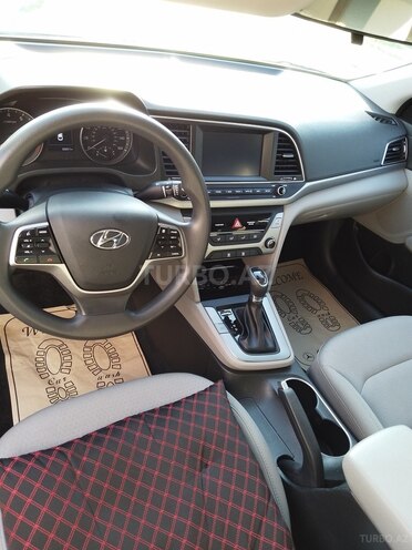 Hyundai Elantra 2018, 110,000 km - 2.0 l - Bakı