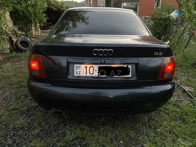 Audi A4 1995, 482,564 km - 1.8 l - Bakı