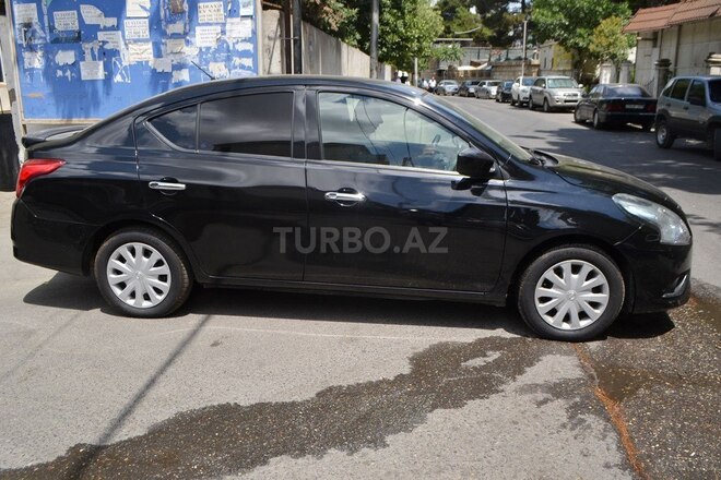 Nissan Sunny 2017, 132,920 km - 1.6 l - Bakı
