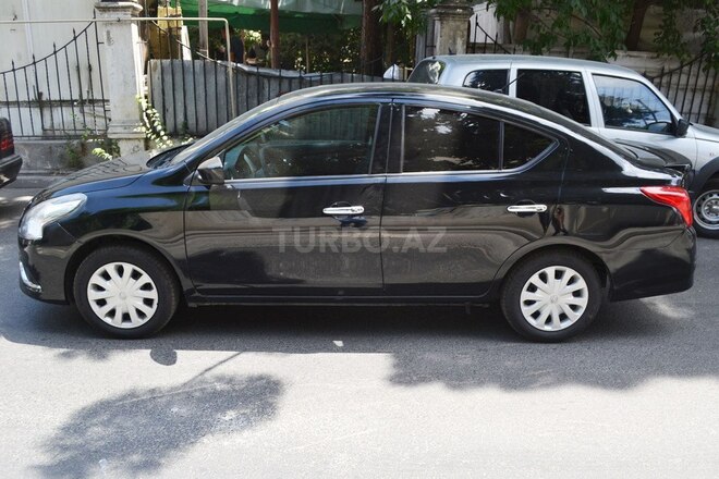 Nissan Sunny 2017, 132,920 km - 1.6 l - Bakı