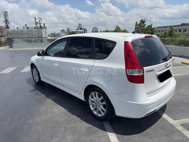 Hyundai i30 2011, 237,500 km - 1.6 l - Bakı