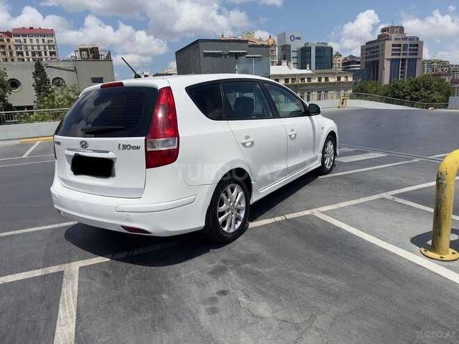 Hyundai i30 2011, 237,500 km - 1.6 l - Bakı