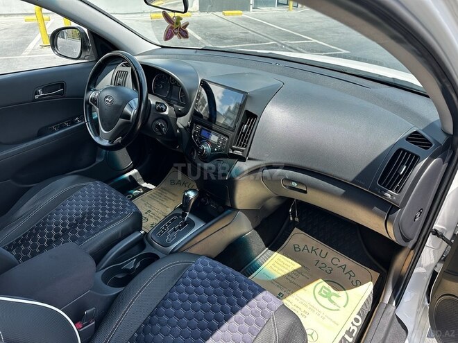 Hyundai i30 2011, 237,500 km - 1.6 l - Bakı
