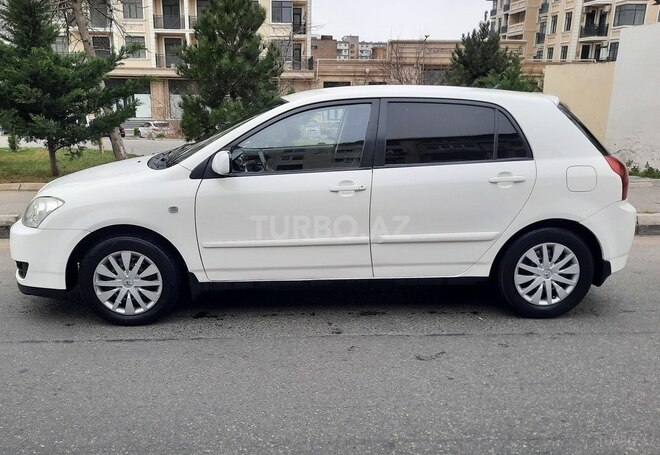 Toyota Corolla 2005, 189,000 km - 1.4 l - Bakı
