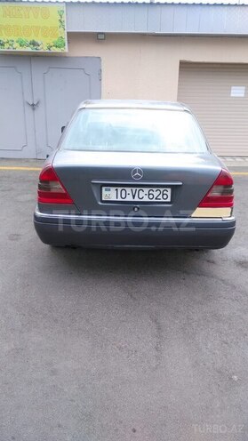 Mercedes C 180 1995, 296,000 km - 1.8 l - Bakı