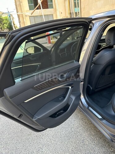 Audi A6 2021, 33,000 km - 2.0 л - Bakı