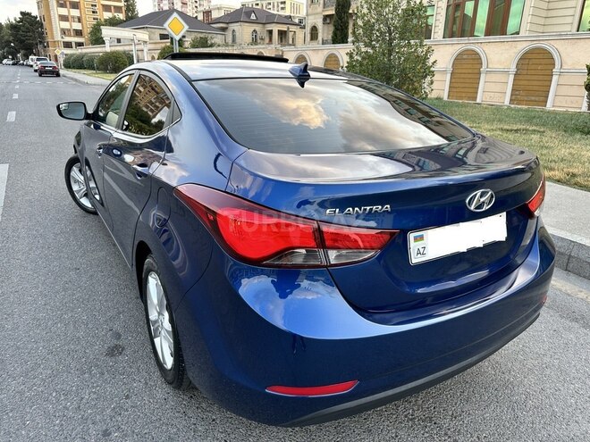 Hyundai Elantra 2015, 68,000 km - 1.8 л - Bakı