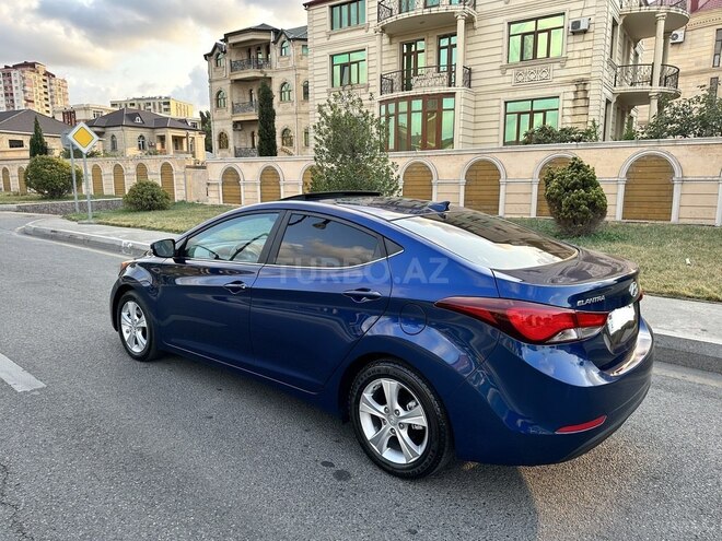 Hyundai Elantra 2015, 68,000 km - 1.8 л - Bakı