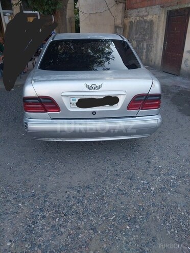 Mercedes E 220 1997, 480,000 km - 2.2 l - Biləsuvar