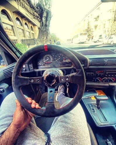 BMW 520 1993, 326,200 km - 2.0 l - Bakı