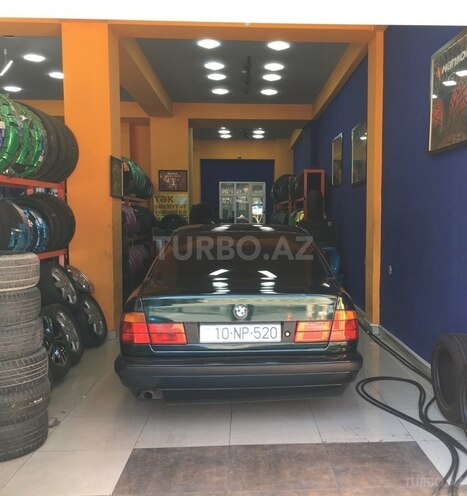 BMW 520 1993, 326,200 km - 2.0 l - Bakı