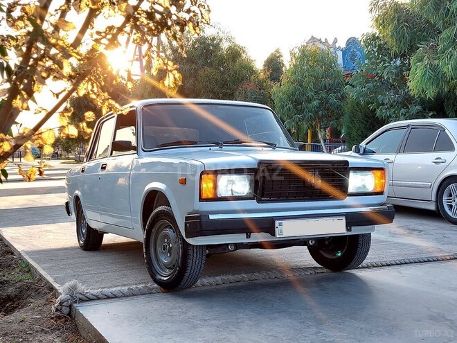 LADA (VAZ) 2107 2005, 86,000 km - 1.6 l - Şirvan