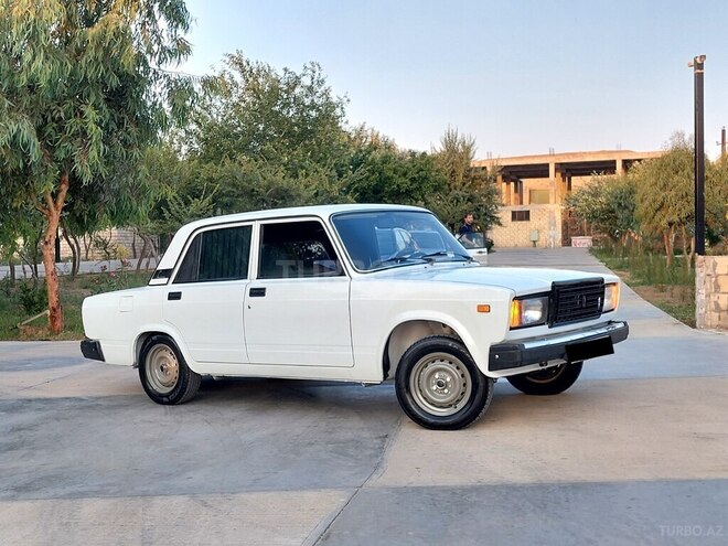LADA (VAZ) 2107 2005, 86,000 km - 1.6 l - Şirvan