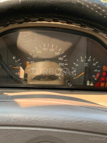 Mercedes C 180 1995, 322,243 km - 1.8 л - Bakı