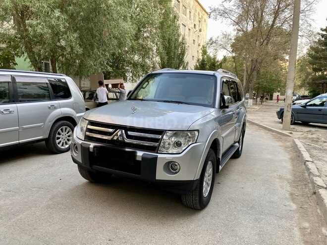 Mitsubishi Pajero 2007, 218,000 km - 3.0 л - Sumqayıt