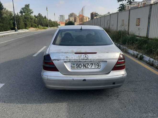 Mercedes E 270 2002, 501,000 km - 2.7 л - Bakı