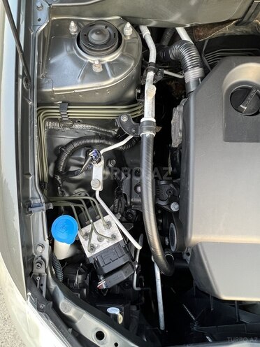 Toyota Corolla 2006, 312,455 km - 1.4 л - Bakı