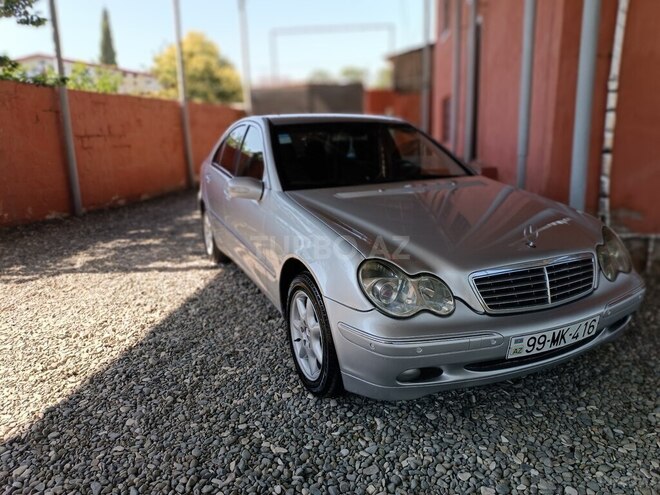 Mercedes C 240 2000, 373,000 km - 2.4 л - Şirvan
