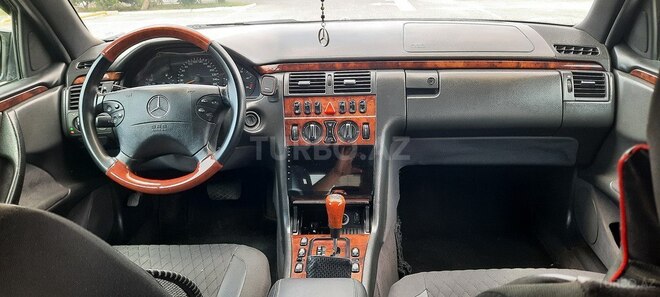 Mercedes E 220 2000, 455,000 km - 2.2 l - Bakı