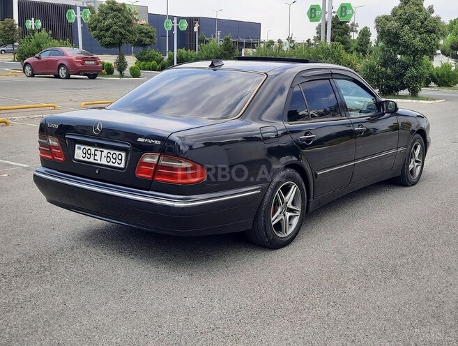 Mercedes E 220 2000, 455,000 km - 2.2 l - Bakı