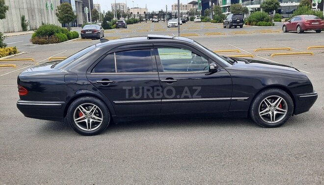 Mercedes E 220 2000, 455,000 km - 2.2 l - Bakı