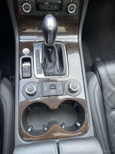 Volkswagen Touareg 2013, 178,977 km - 3.6 л - Bakı