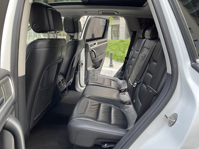 Volkswagen Touareg 2013, 178,977 km - 3.6 л - Bakı