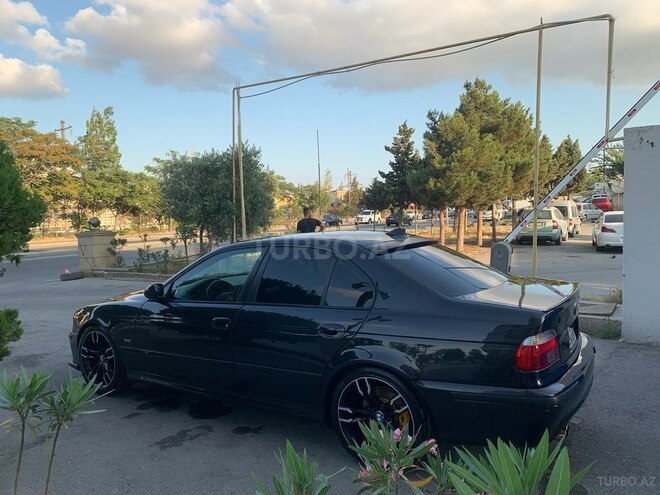 BMW 528 2000, 300,000 km - 2.8 l - Bakı