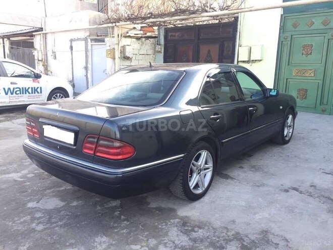Mercedes E 200 1998, 310,000 km - 2.0 l - Bakı