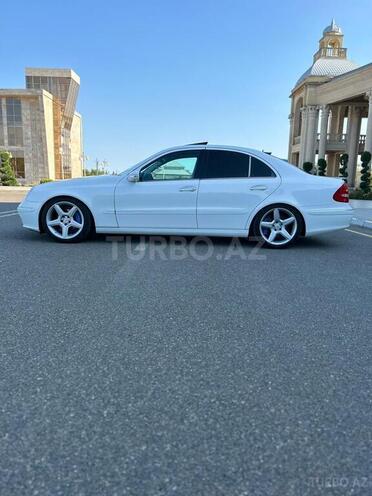 Mercedes E 320 2002, 340,000 km - 3.2 л - Ucar