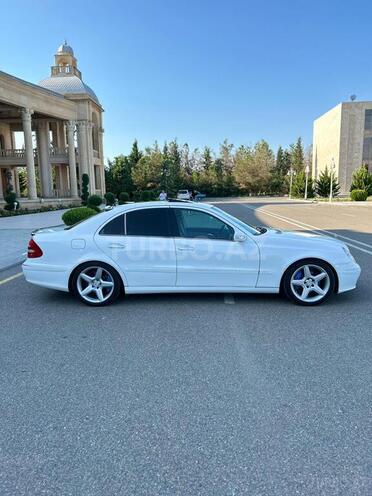 Mercedes E 320 2002, 340,000 km - 3.2 л - Ucar