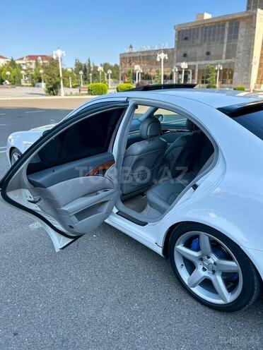 Mercedes E 320 2002, 340,000 km - 3.2 л - Ucar