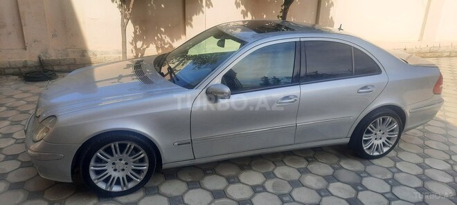 Mercedes E 260 2004, 360,000 km - 2.6 l - Bakı