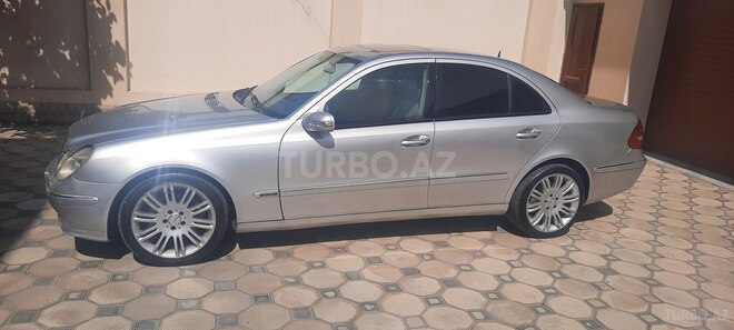 Mercedes E 260 2004, 360,000 km - 2.6 l - Bakı