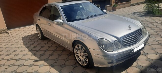Mercedes E 260 2004, 360,000 km - 2.6 l - Bakı