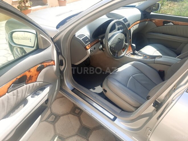 Mercedes E 260 2004, 360,000 km - 2.6 l - Bakı