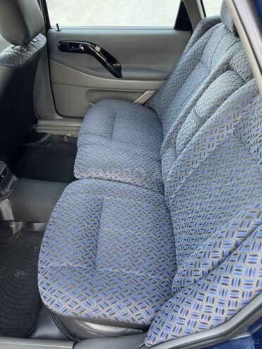 Volkswagen Passat 1996, 303,000 km - 2.0 l - Bakı