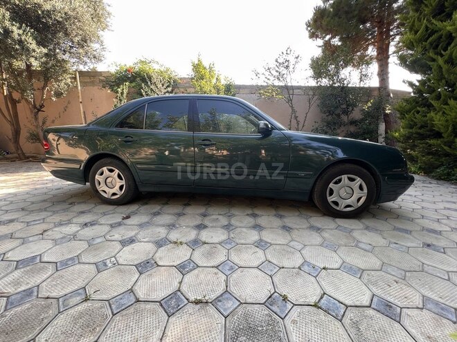 Mercedes E 200 2000, 410,100 km - 2.0 l - Bakı