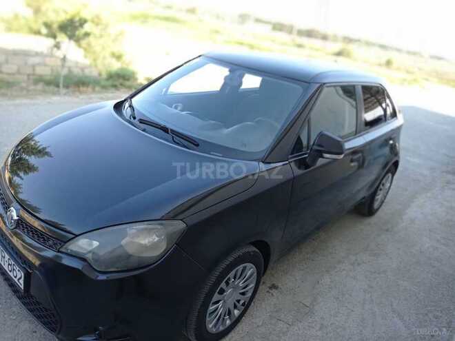 MG 3 2011, 366,000 km - 1.3 l - Bakı