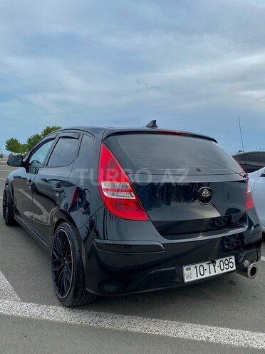 Hyundai i30 2010, 233,000 km - 1.4 l - Bakı