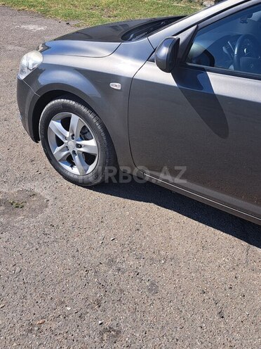 Kia Ceed 2012, 300,000 km - 1.6 l - Ucar