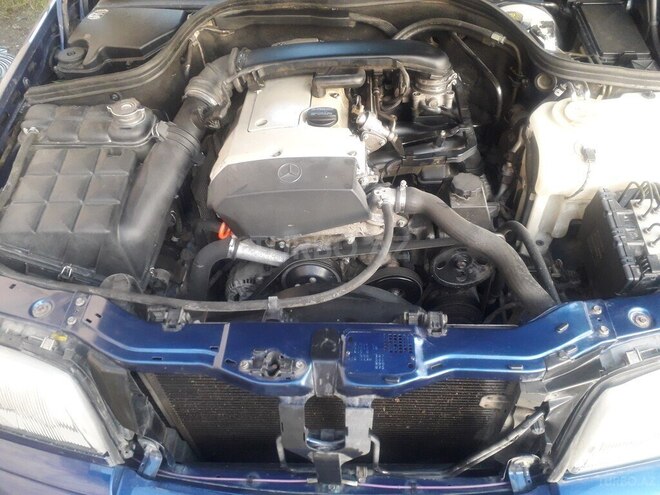 Mercedes C 180 1999, 380,000 km - 1.8 л - Sumqayıt