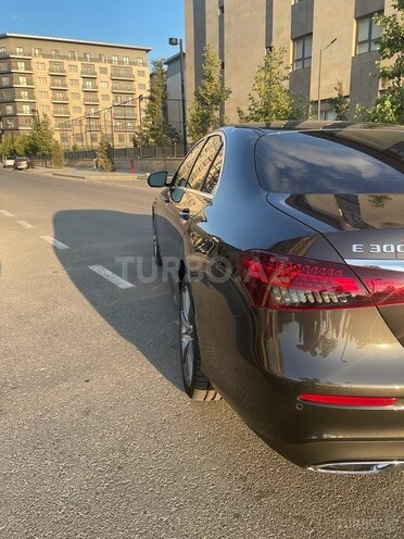 Mercedes E 300 e 2021, 17,500 km - 2.0 l - Bakı