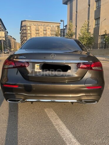 Mercedes E 300 e 2021, 17,500 km - 2.0 l - Bakı