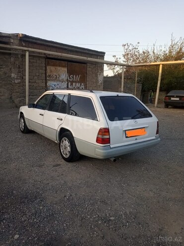 Mercedes E 250 1992, 360,000 km - 2.5 l - Bakı