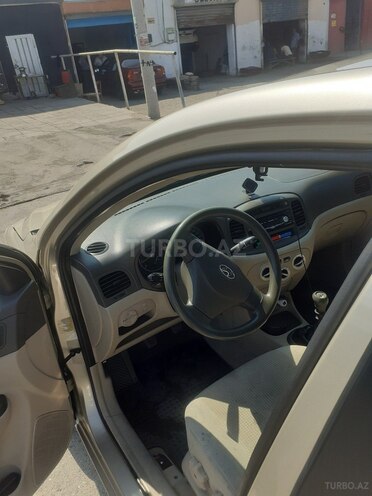 Hyundai Accent 2006, 240,000 km - 1.6 l - Bakı