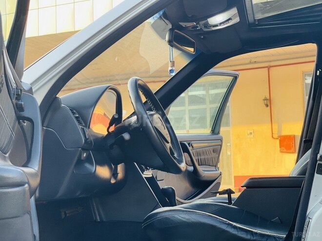 Mercedes C 230 2000, 193,577 km - 2.3 l - İmişli