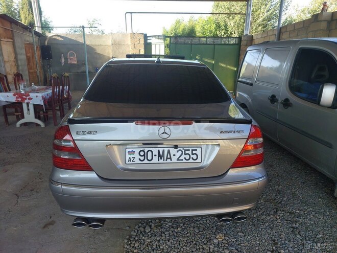 Mercedes E 240 2004, 274,000 km - 2.6 l - Bakı