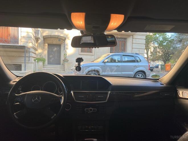 Mercedes E 220 2012, 217,000 km - 2.2 l - Bakı
