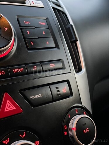 Kia Ceed 2010, 152,300 km - 1.4 л - İsmayıllı